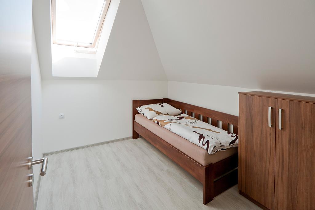 Pension Čížek Mikulov Bagian luar foto
