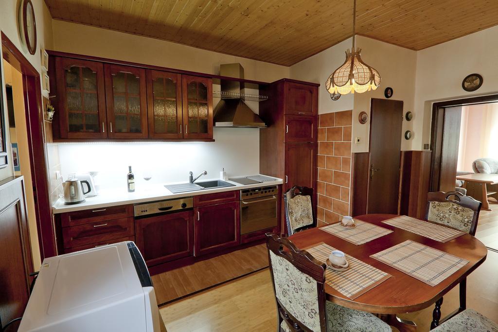 Pension Čížek Mikulov Bagian luar foto
