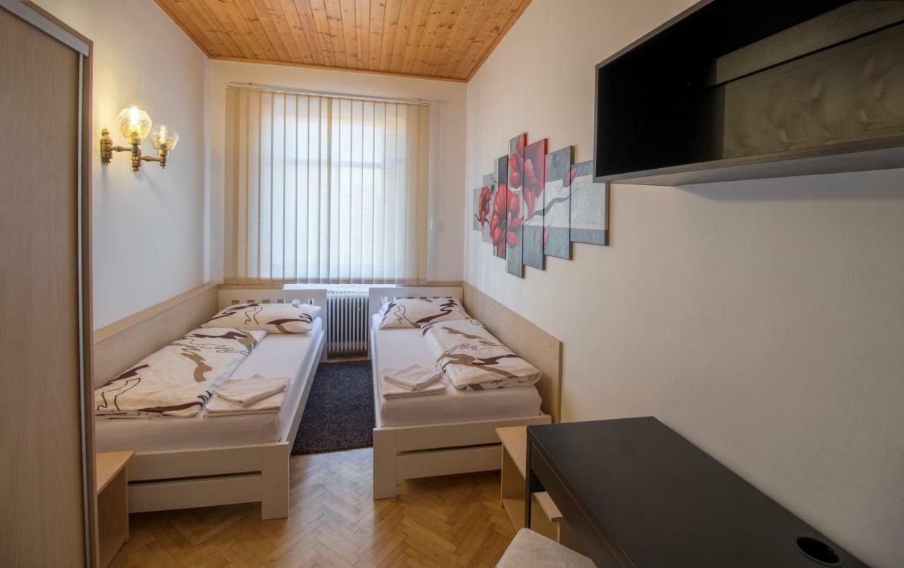 Pension Čížek Mikulov Bagian luar foto